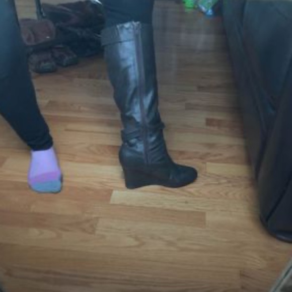 Wedge Boots - Picture 6 of 9